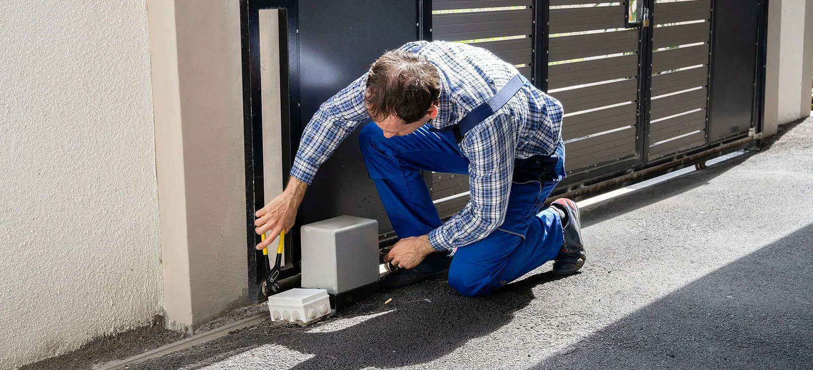 Professional Electric Gate Repair Services In Garden Grove